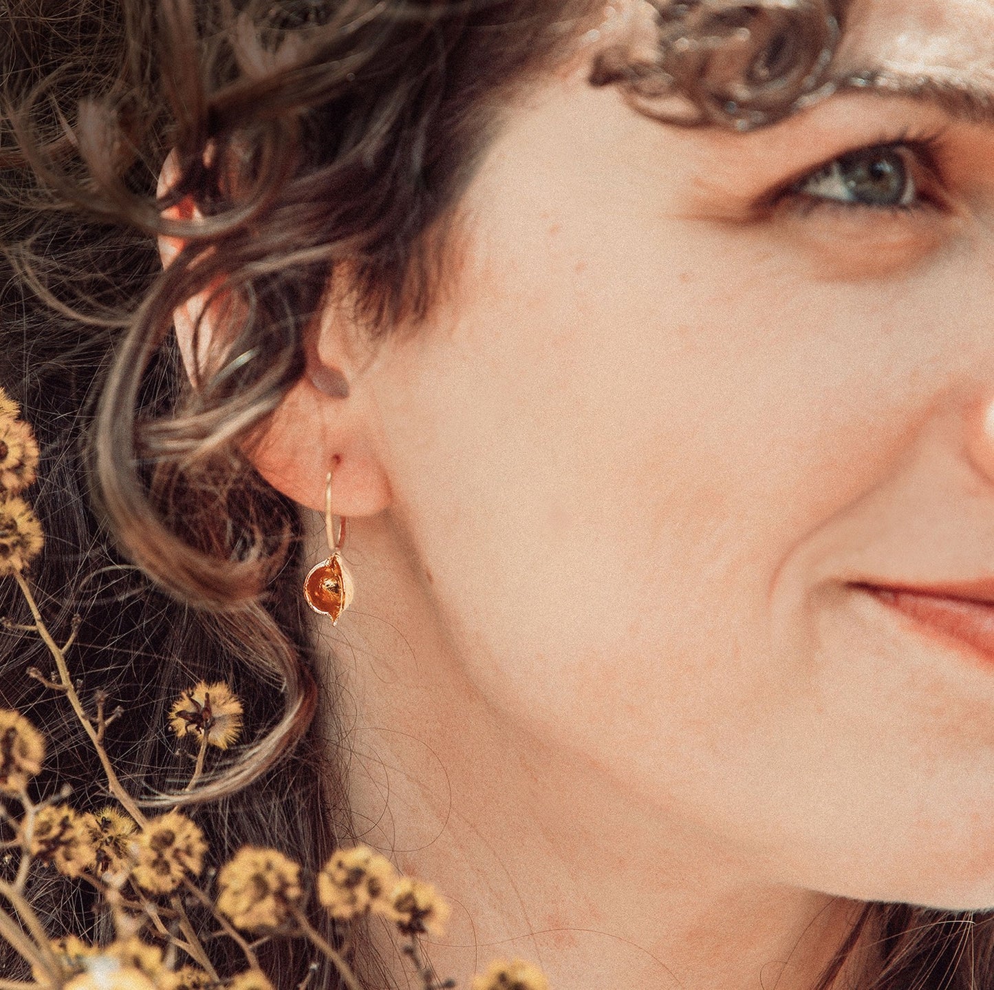 Grevillea pod earrings mini