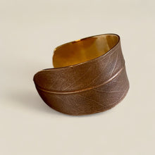 Load image into Gallery viewer, Bronze Gumleaf Cuff 