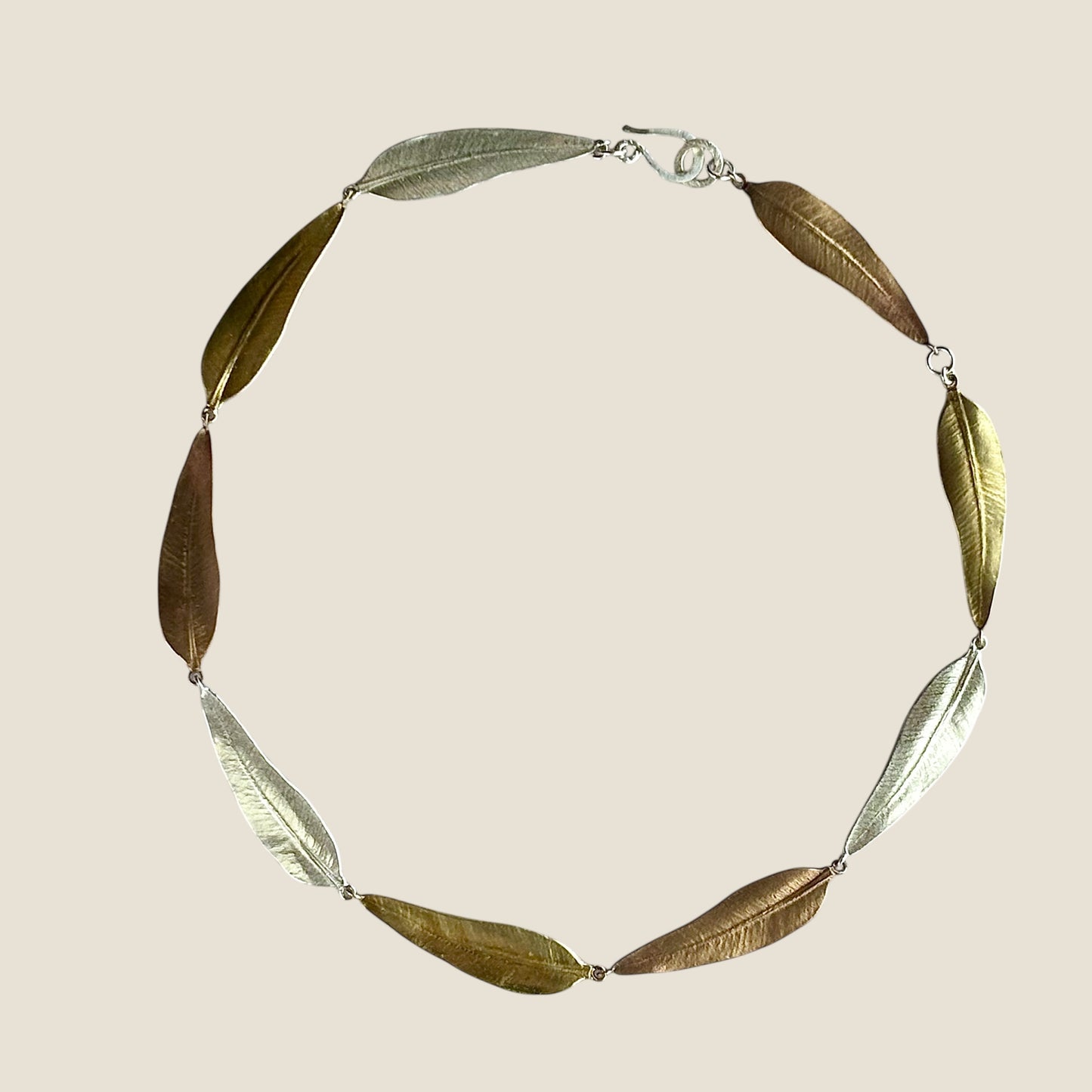 Natura Gum Leaf Necklace