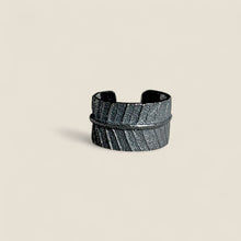 Load image into Gallery viewer, Banksia Leaf ring Oxidised