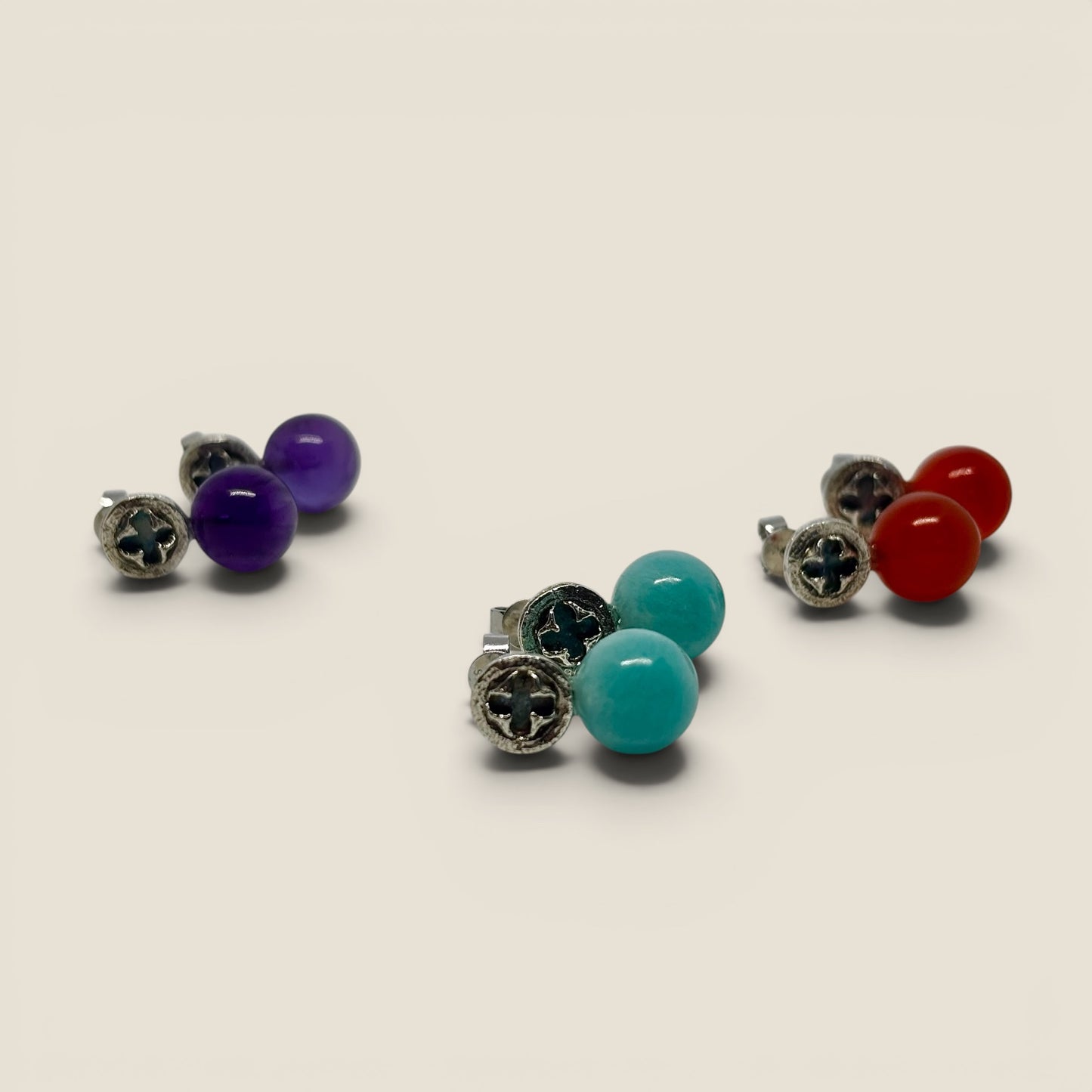 Native Gumnut Stud Drops