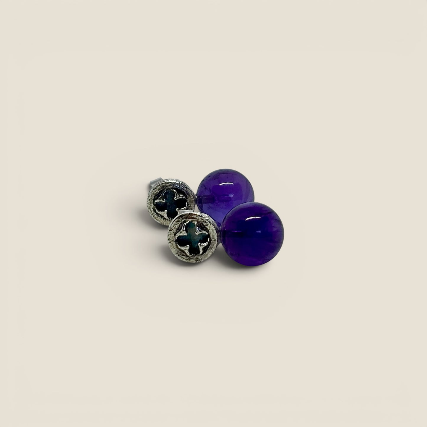 Native Gumnut Stud Drops