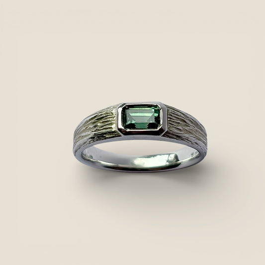 Parti Sapphire Signet Ring