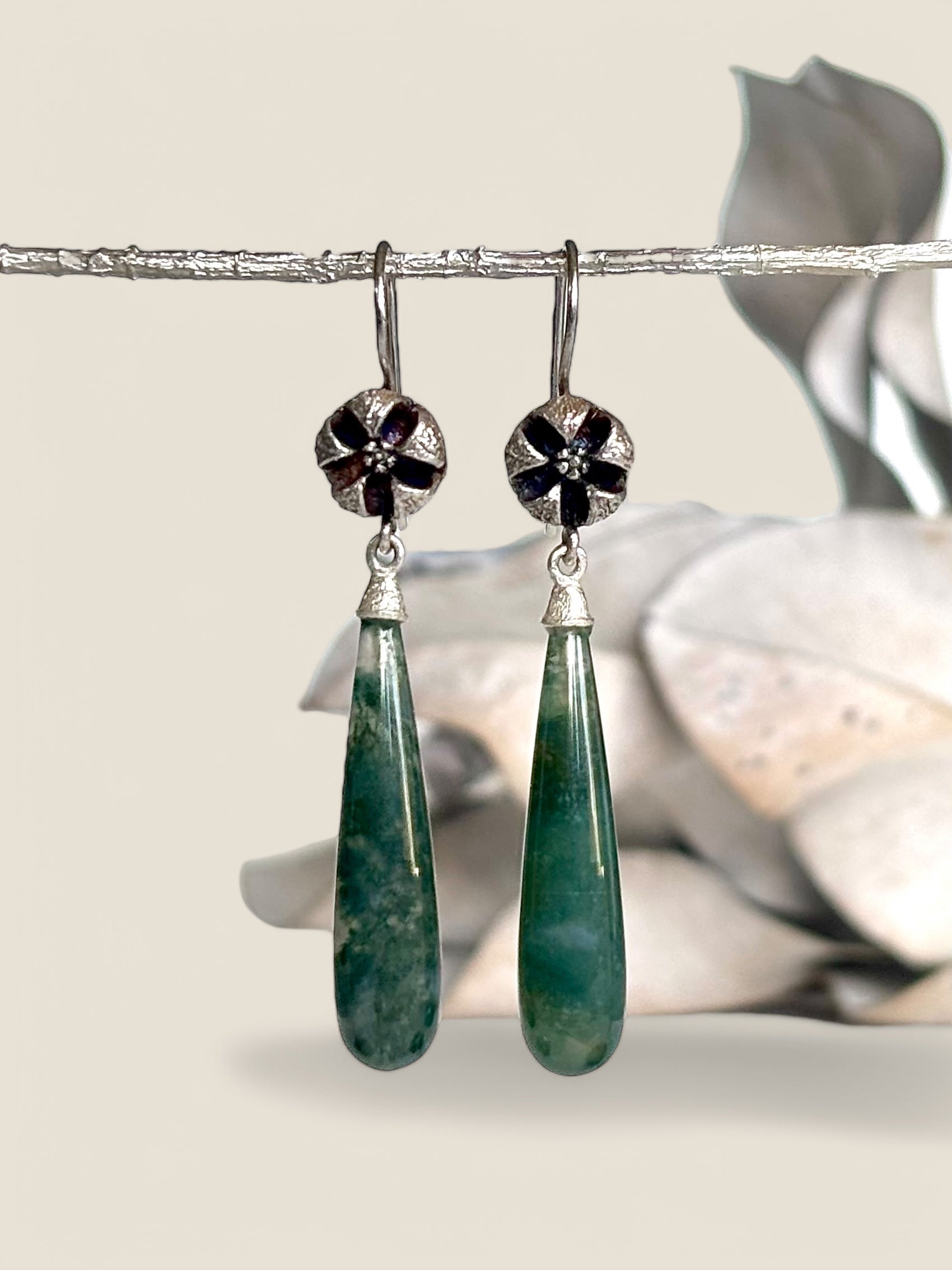 NATURA Moss Agate and Tea Tree Drop Earrings 