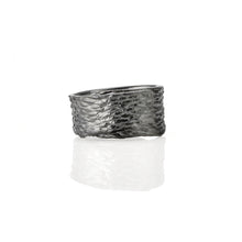 Load image into Gallery viewer, Eucalyptus silver wrap ring 
