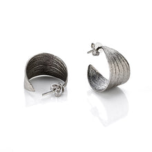 Load image into Gallery viewer, Melaleuca silver hoop earrings