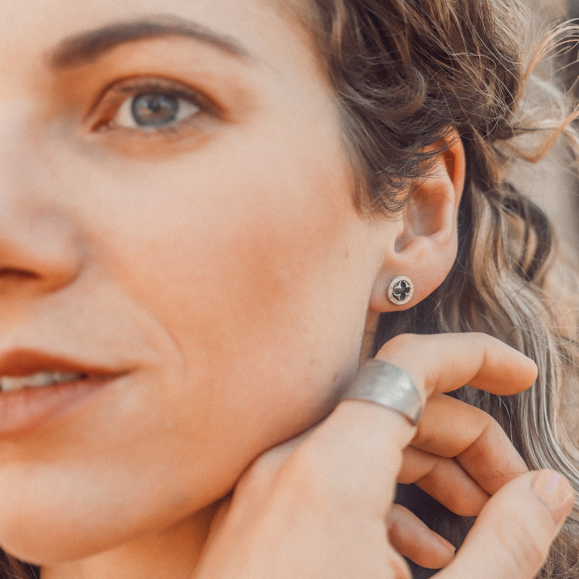 Eucalypt seed studs 